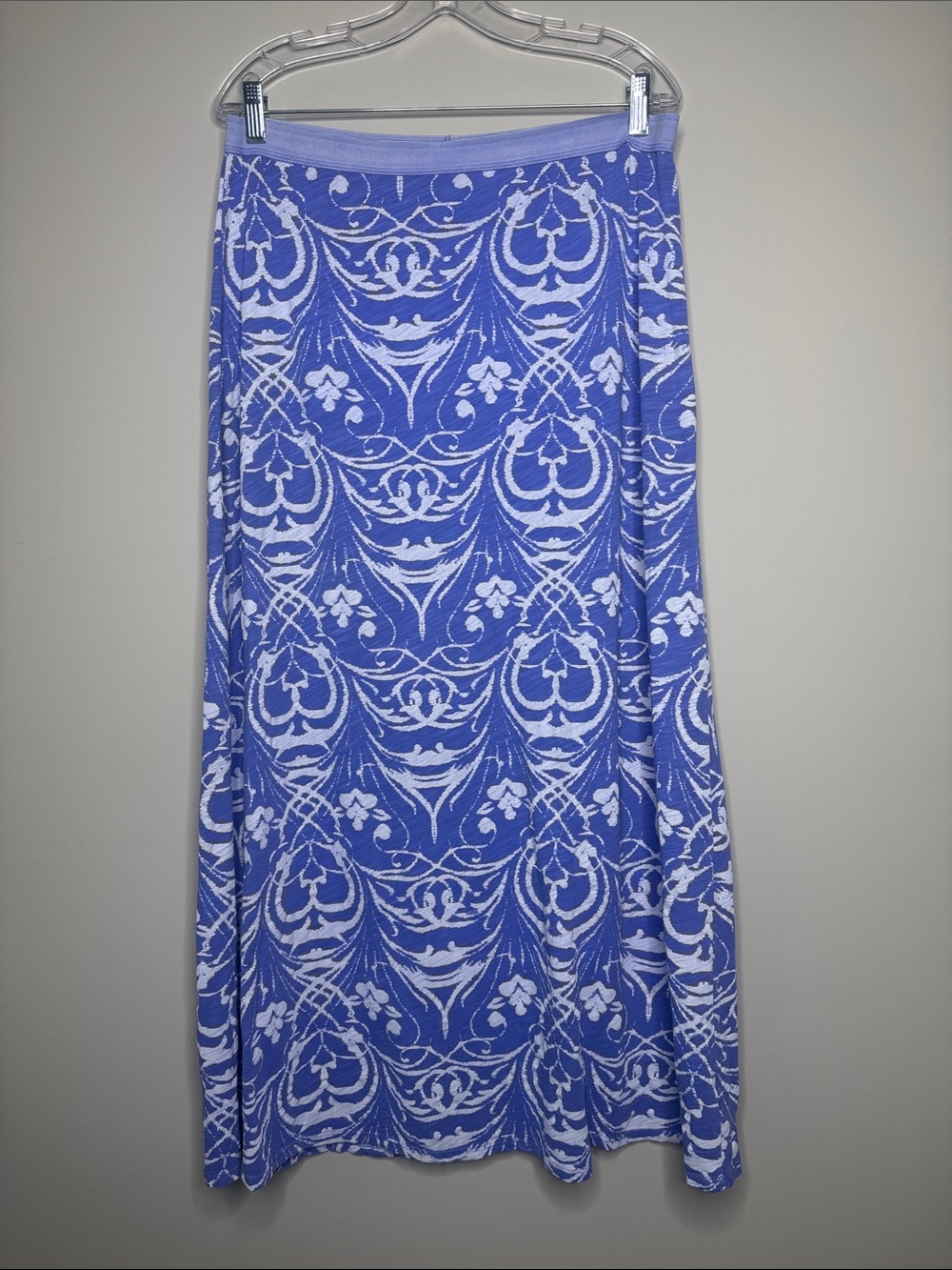 Fresh Produce Blue and White Printed Maxi Skirt Size Large